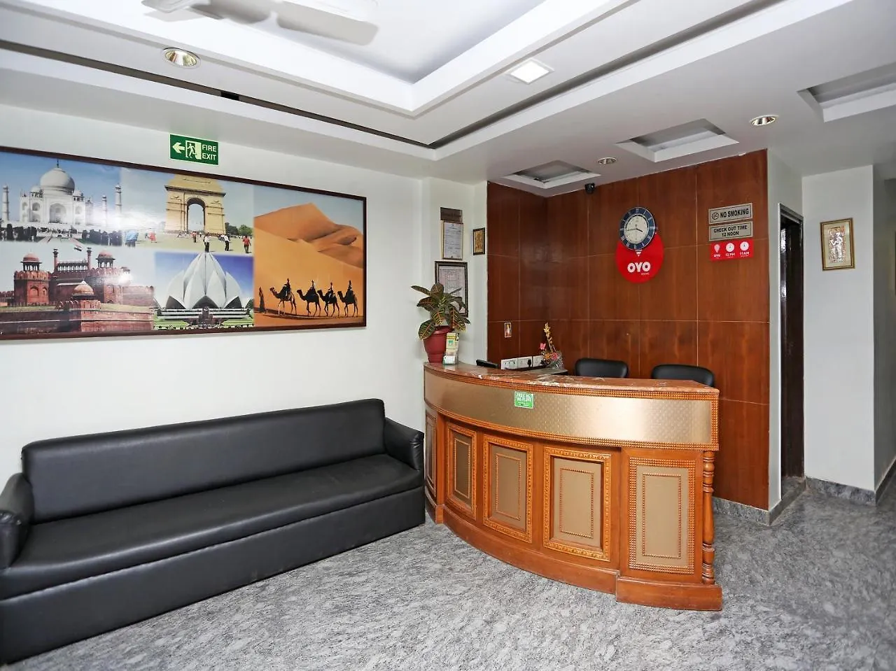 ***  Oyo 6596 Hotel Flight Path New Delhi India