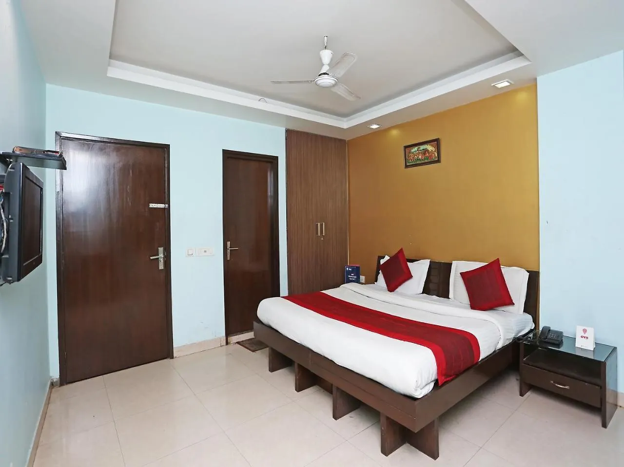 Oyo 6596 Hotel Flight Path location